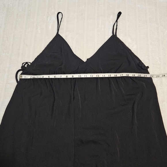 BOGO Free🦋 Divided Black Camisole Style Top - Picture 9 of 12